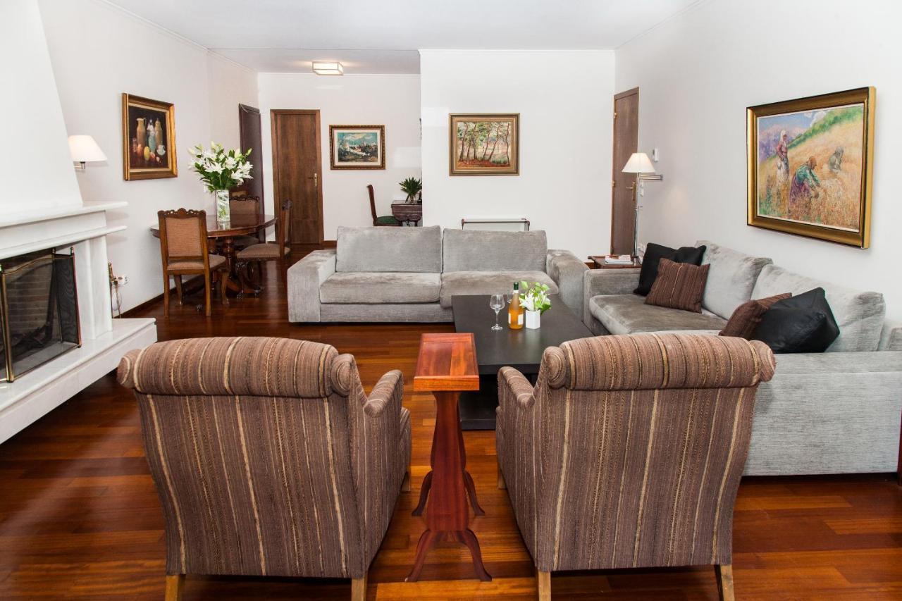 Delux Apartment With Amazing Balcony! Atenas Exterior foto